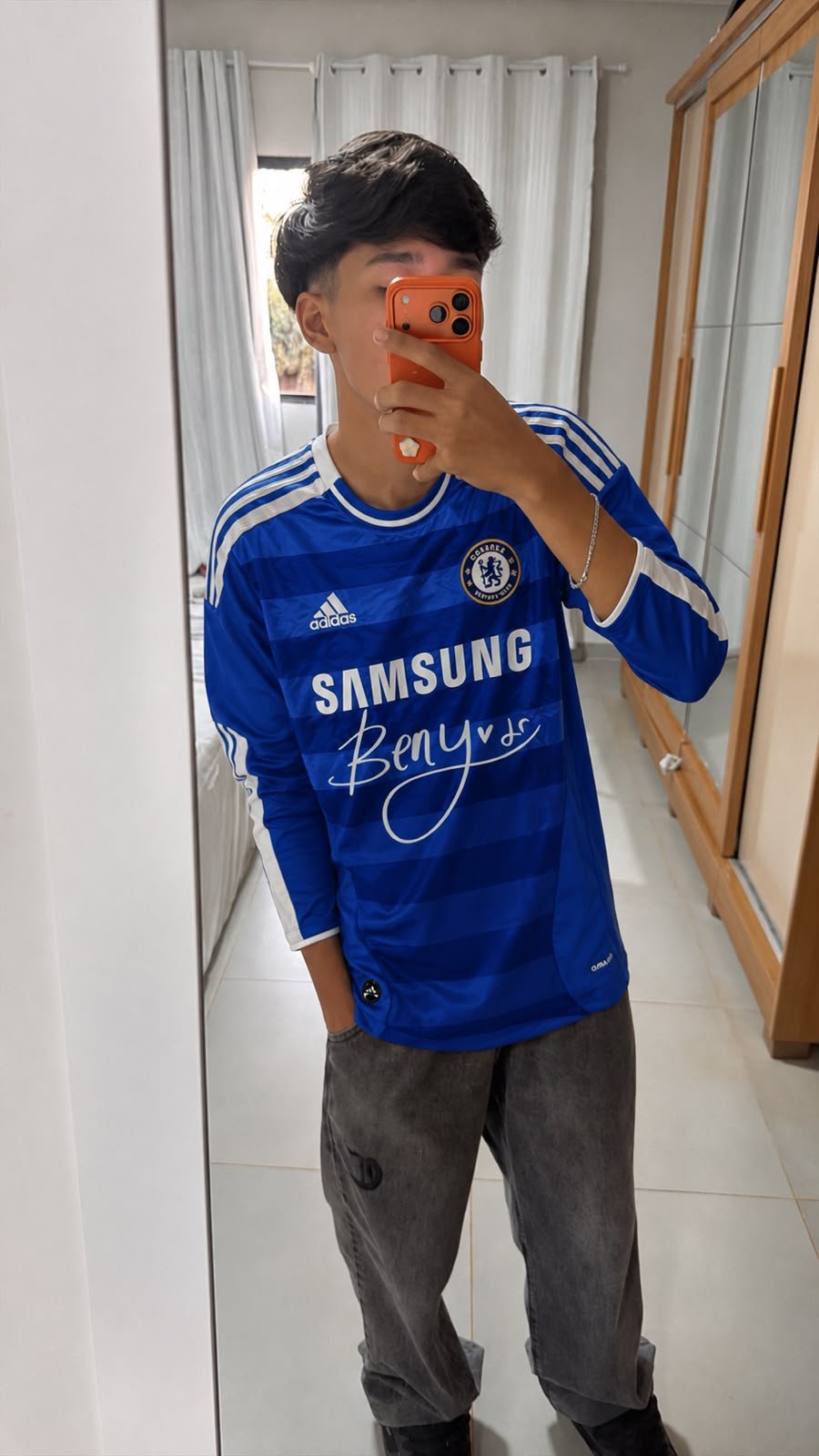 Foto de Cristina Gómez con su camiseta